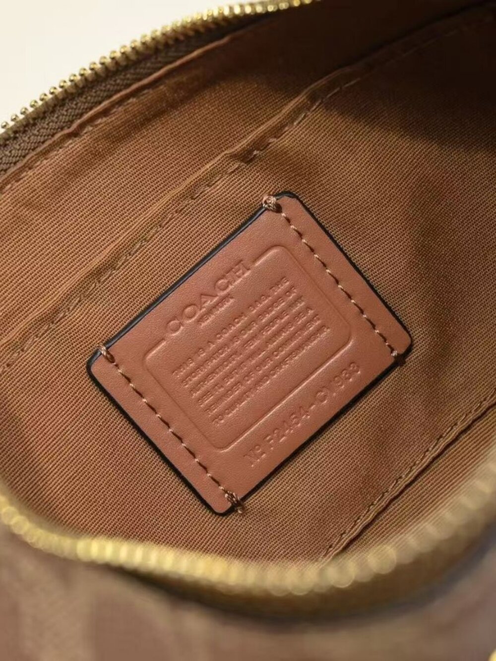 Coach Teri Shoulder Bag (CV933) - Picture 7 of 8